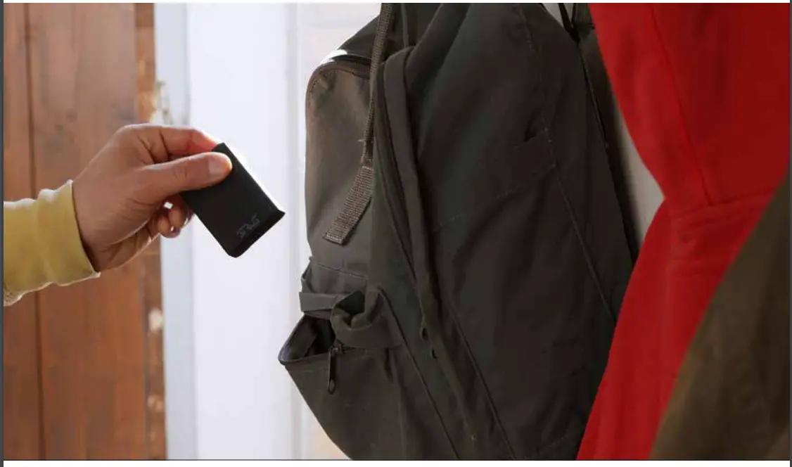 EINOVA Sirius 65W Universal Charger - devices