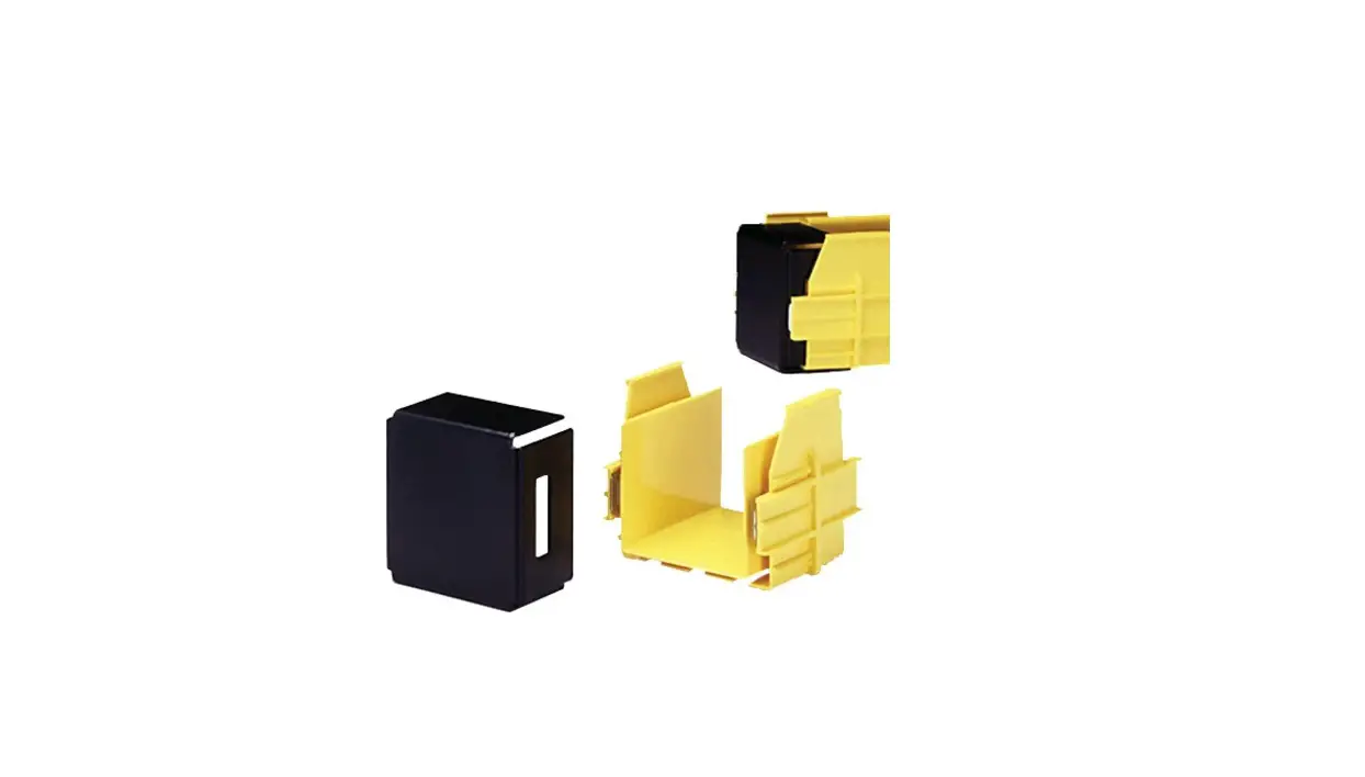 Commscope Fgs-acc137 Fiberguide Vertical Straight Section Instructions