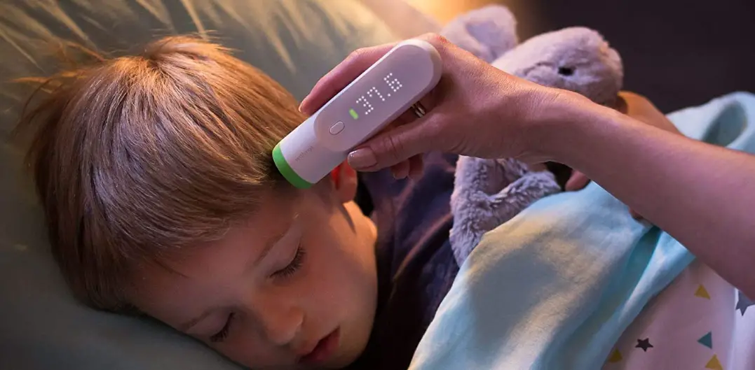 Joytech Det-1115b Infrared Ear Thermometer Owner's Manual Joytech Det-1115b Infrared Ear Thermometer Owner's Manual