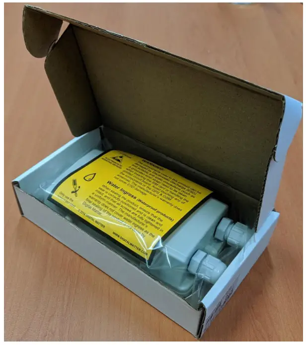 CalChip CONNECT SEN-000032-000 Digital Matter Falcon 4G Tracker - In the Box