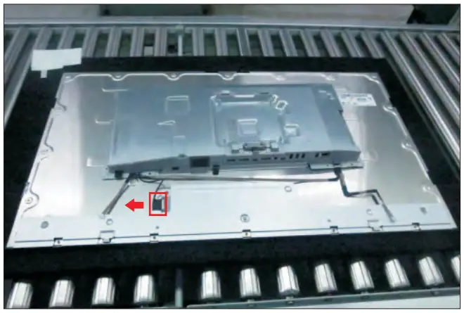 DELL U3223QE UltraSharp 32 4K USB C Hub Monitor - Disassembly Procedures 18