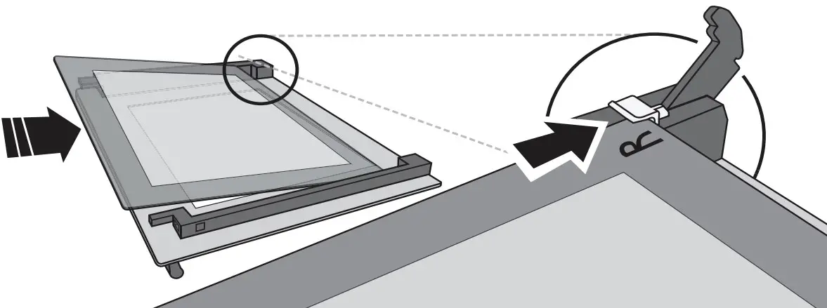 PRESS TO CLEAN - CLEANING THE GLASS