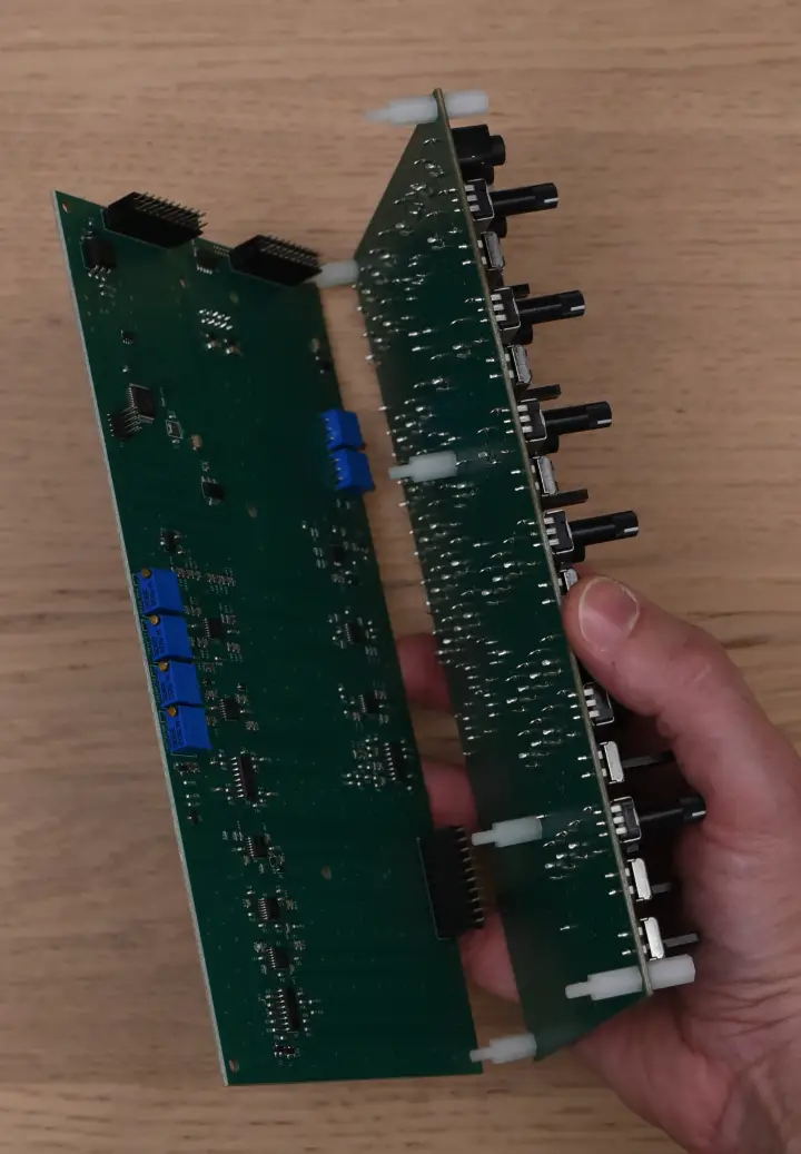 Connection of the top and bottom boards 12