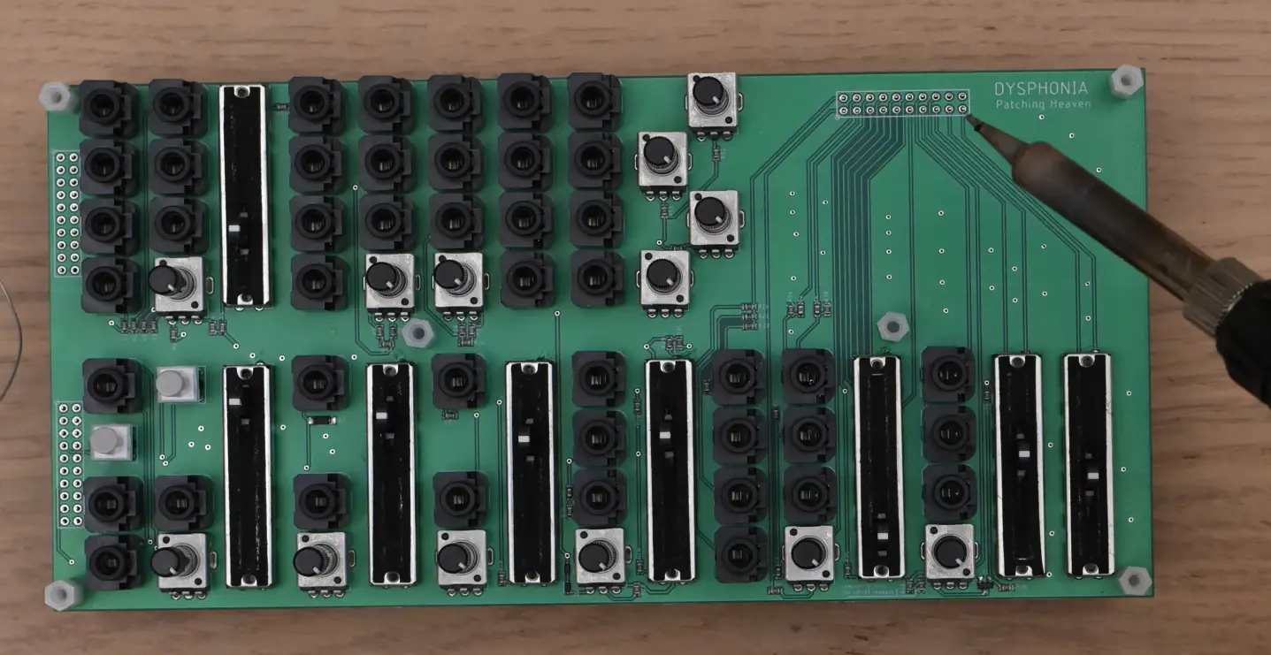 Connection of the top and bottom boards 16