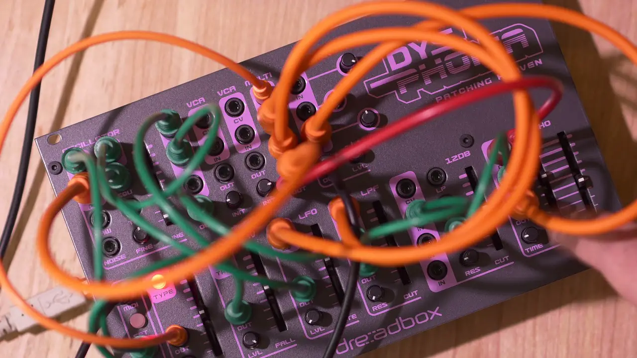 Dreadbox Dysphonia Eurorack And Desktop Synthesizer Diy Kit User Manual