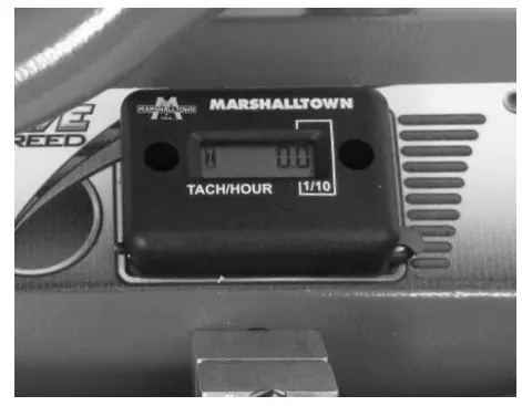 MARSHALLTOWN-SW100H-Shockwave-Power-Screed-16