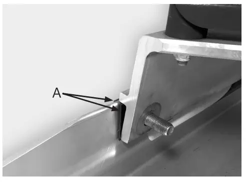 MARSHALLTOWN-SW100H-Shockwave-Power-Screed-5