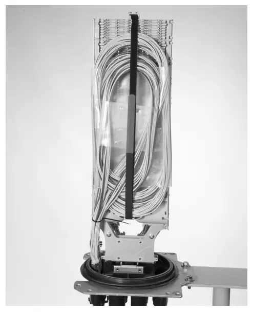 COMMSCOPE-FIST-GCO2-Round-Fiber-Optic-Splice-Closure-15