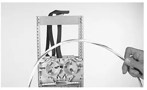 COMMSCOPE-FIST-GCO2-Round-Fiber-Optic-Splice-Closure-4