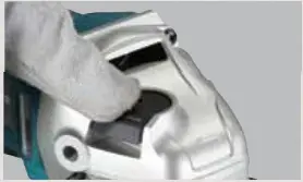 makita GA4050R Angle Grinder - trigger 2