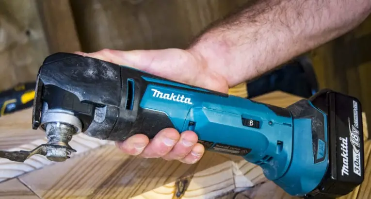Makita Dtm41 Cordless Multi Tool Instruction Manual Makita Dtm41 Cordless Multi Tool Instruction Manual