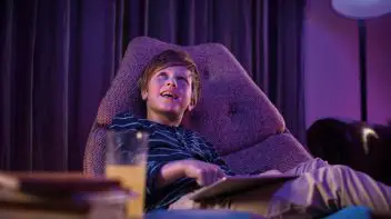 PHILIPS Hue White and colour ambience Starter kit-3