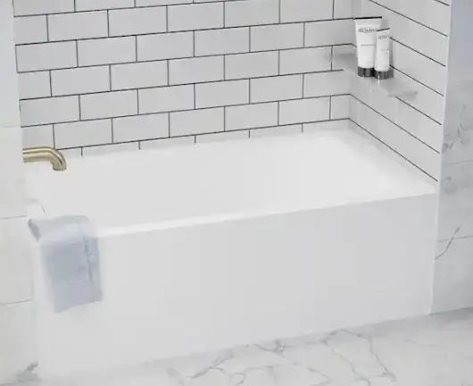 WYNDHAM COLLECTION Alcove Tub