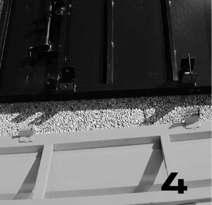 NAKAYAMA MB211 Towed Trailer 04