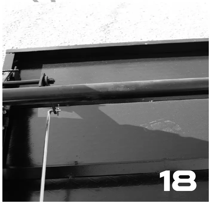 NAKAYAMA MB211 Towed Trailer 18