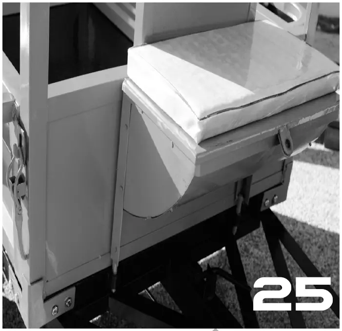 NAKAYAMA MB211 Towed Trailer 25