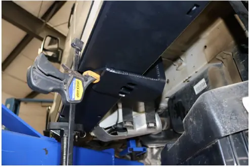 VAN-COMPASS-4022-2015-Present-Mercedes-Sprinter-4x4-Rocker-Guards-fig-19