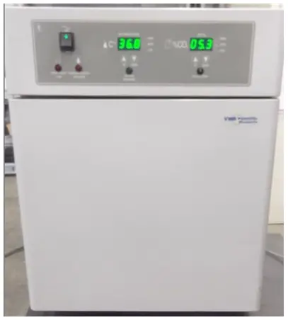 VWR 2310 Water Jacketed Co2 Incubators With Microprocessor Control