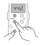 Yamaha YDS-150 Digital Saxophone - While holding the [Fn] button, press VOICE up or down