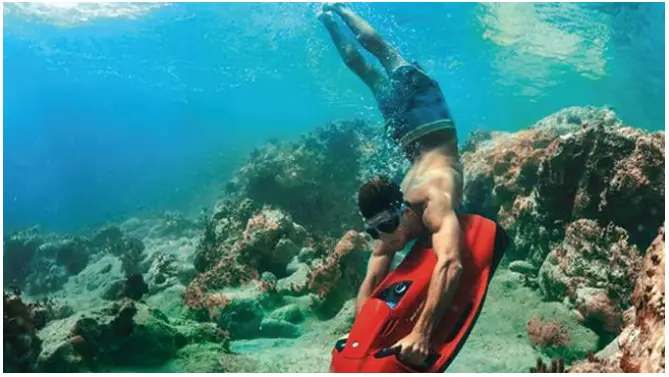 YAMAHA Underwater Scooter - Figure 3