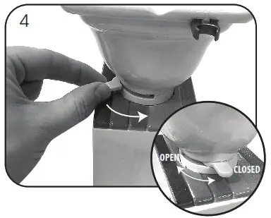 RAINBOW High Studio Salon PlaySet - Salon Makeover 4