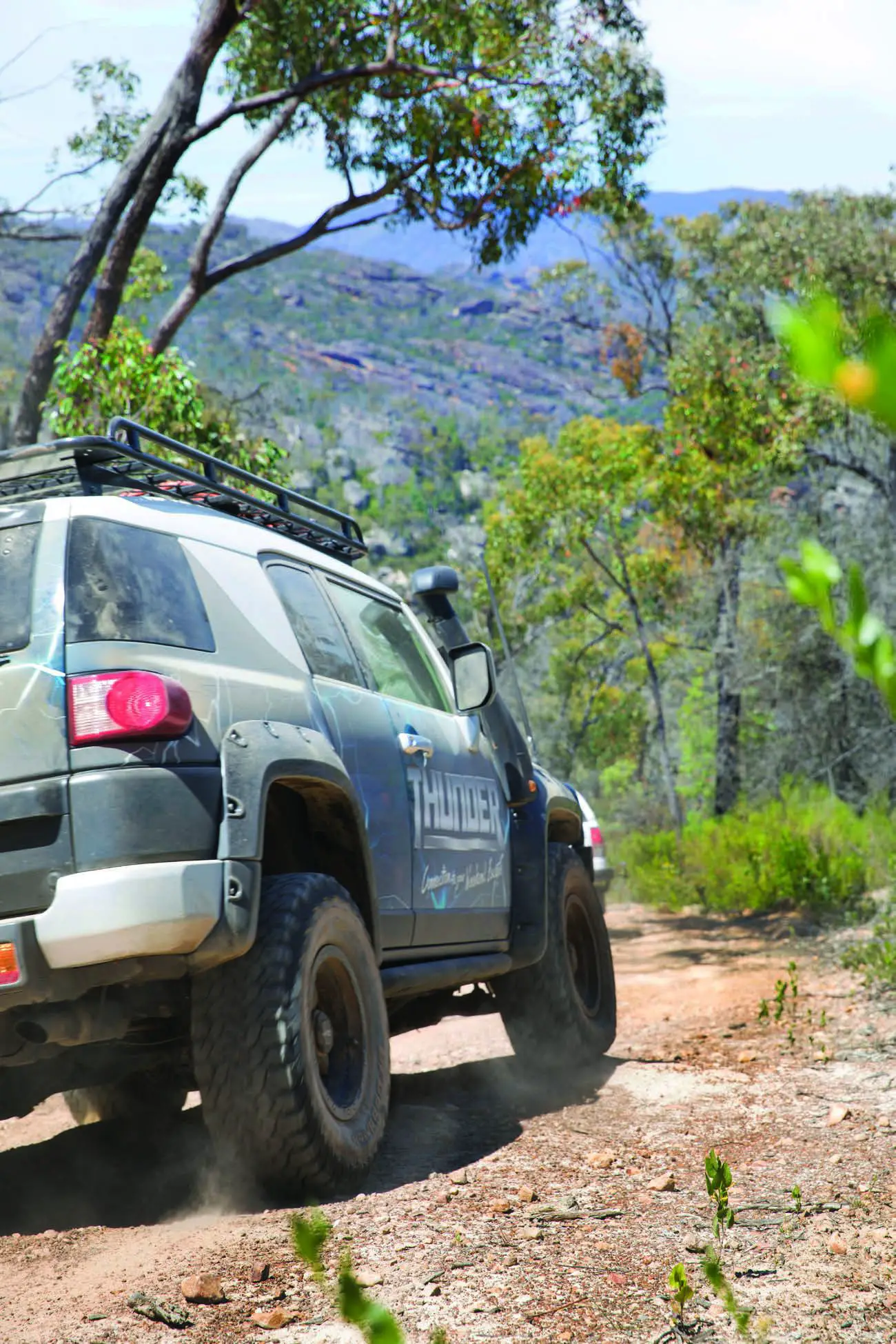 THUNDER TDR02021 DC to DC Battery Charger - car