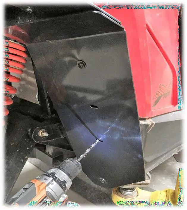 MUDBUSTERS-1049-CAN-AM-Commander-FIG-10