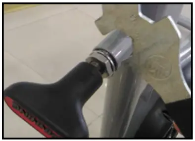 SPINNING 10 033 TM Elite Connected Spinner - STEP 4