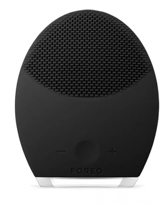 FOREO-Ultimate-Device-Pre-Shaving-and-Anti-Aging