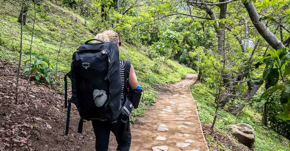 Osprey F22 Farpoint Travel Packs Owner's Manual