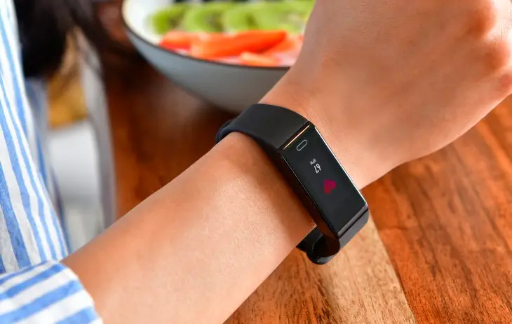 Hama Fit Track 3910 Pulse Meter Instructions Hama Fit Track 3910 Pulse Meter Instructions