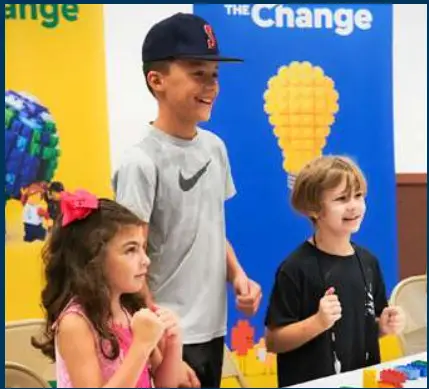 LEGO 031102021 A Better World Game - fig