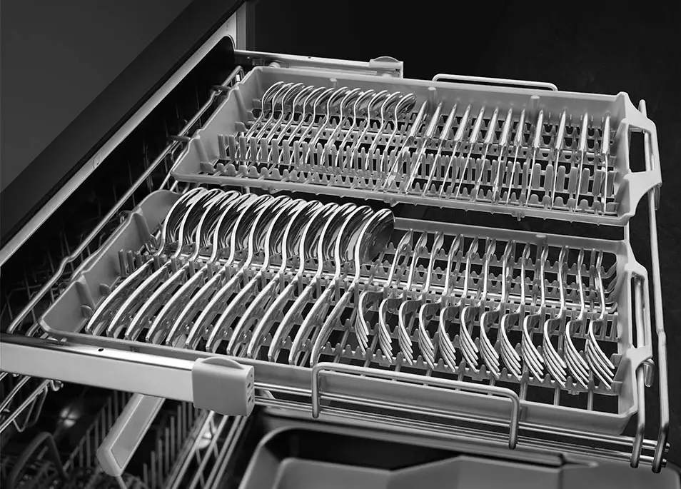 DI323BL Built-In Fully Integrated Dishwasher