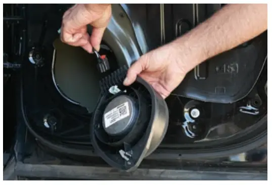 powerbass OE Series TM OEM PLUG AND Play- fig9