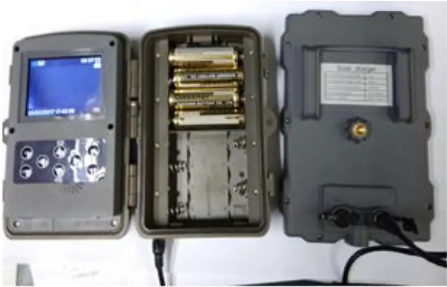 Connect the hunting camera to support power