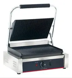Globe GPG1410 Electric Countertop Panini Sandwich Grill IMAGE