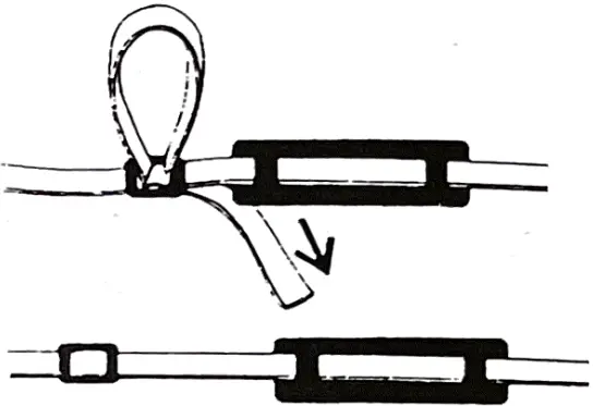 ADJUSTING THE SHOULDER STRAP