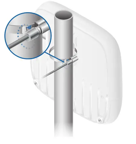 UBIQUITI SM-SP-40 4x SunMax PoE Smart-Pole Mounting 2