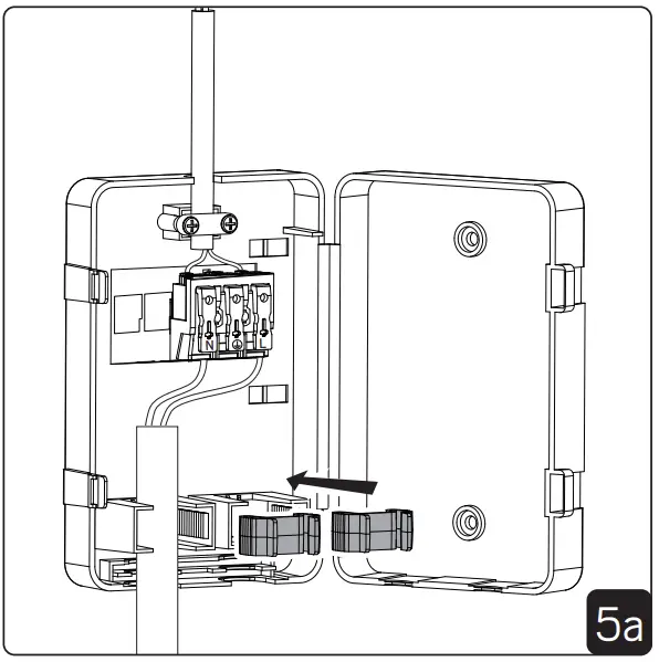 hidealite 7910446 Q-Box Mini 3 Pole Linect Installation