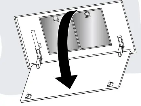 NEFF Ceiling Ventilation Instruction Manual - Open the filter cover fully and without pulling on it