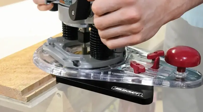 Milescraft 1224 Edge&mortiseguide Universal Router Guide Instruction Manual Milescraft 1224 Edge&mortiseguide Universal Router Guide Instruction Manual