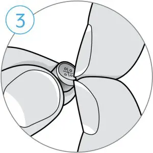 Inserting or replacing the battery