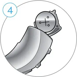 Inserting or replacing the battery