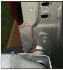 DEEZEE DZ 43200 Ford Tailgate Assist - STEP 5