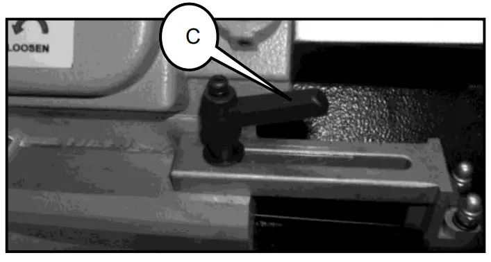 KLUTCH 101670 Metal Cutting Band Saw - Adjusting the blade guide