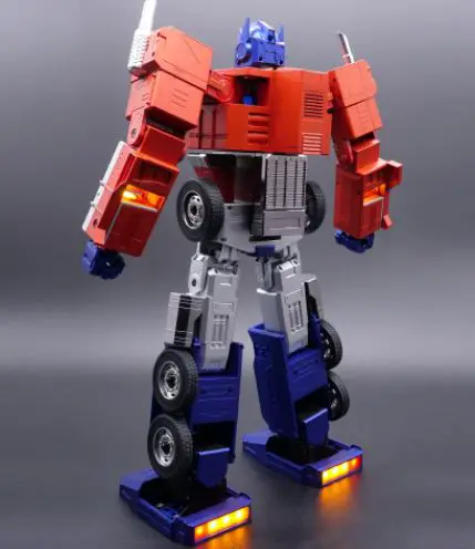 robosen OP40T Flagship Optimus Prime Robot