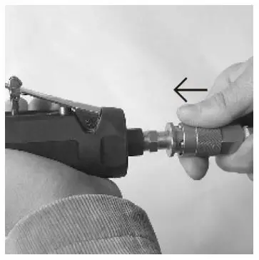 JULA-071030-Angle-Grinder-FIG-6