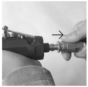 JULA-071030-Angle-Grinder-FIG-8