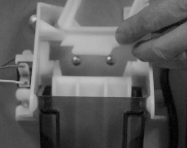 MANITOWOC-SPA-160-120-lbs-Ice-Storage-Dispenser-7