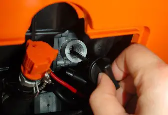 GENMAX GM5500i 5500 Watt Gasoline Inverter Generator - SERVICE AND MAINTENANCE 9